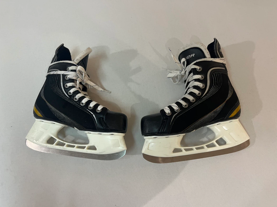 Boys Size 3 Bauer Supreme Hockey Skates / Excellent Condition - photo 2