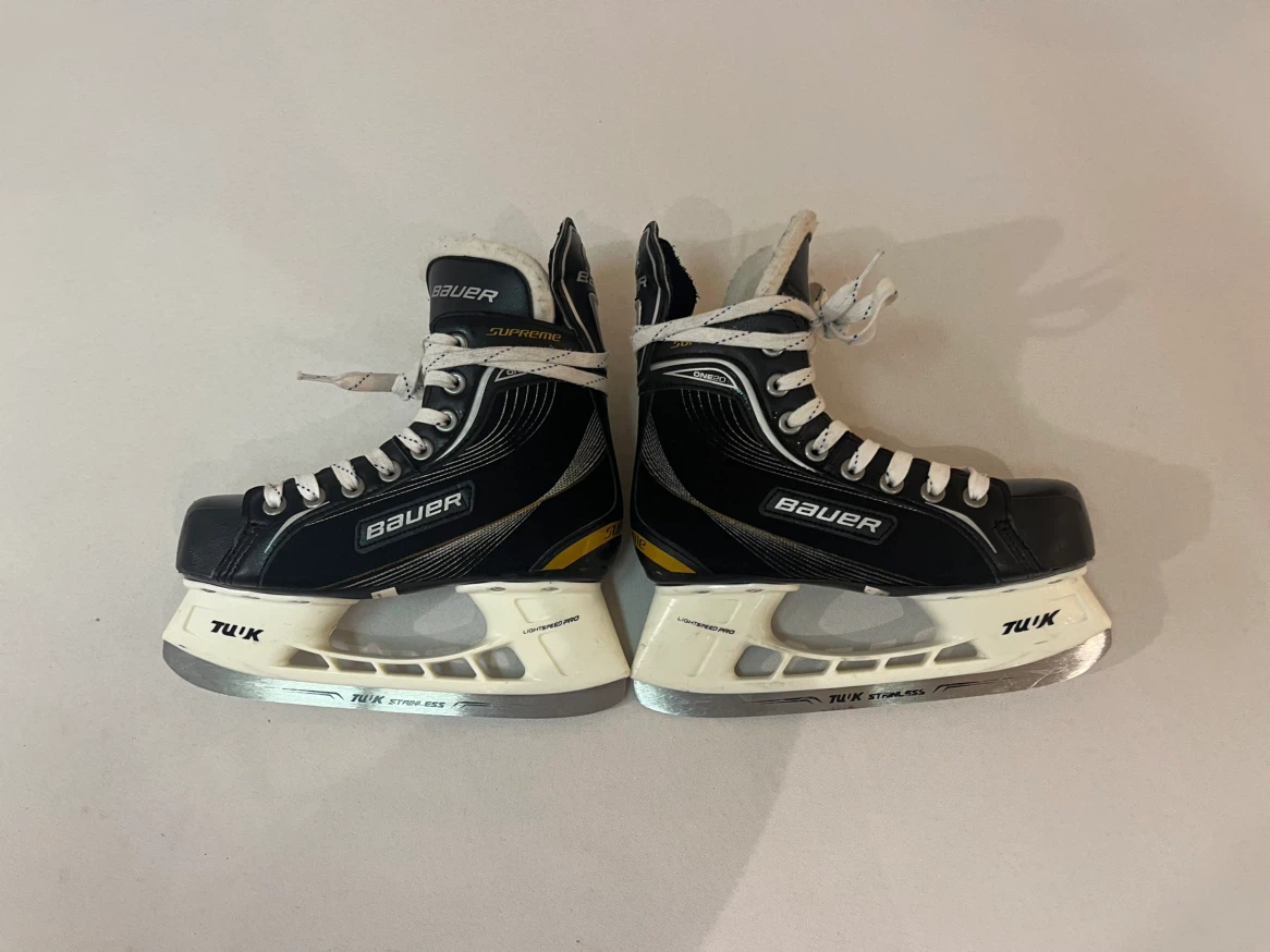 Boys Size 3 Bauer Supreme Hockey Skates / Excellent Condition - photo 3