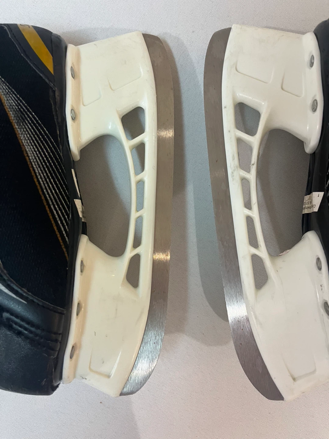 Boys Size 3 Bauer Supreme Hockey Skates / Excellent Condition - photo 4