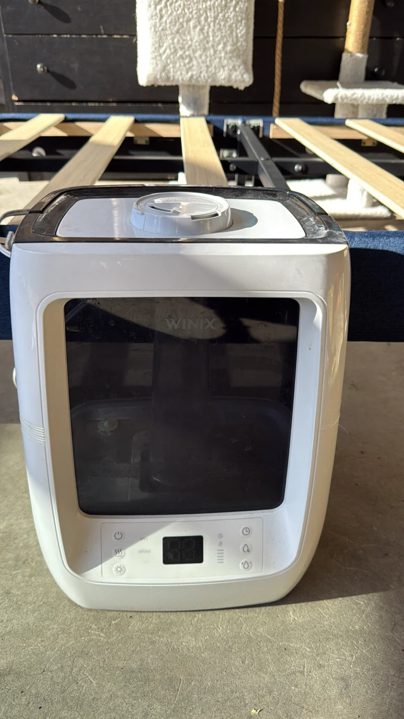 2-gallon ultrasonic humidifier - Winix