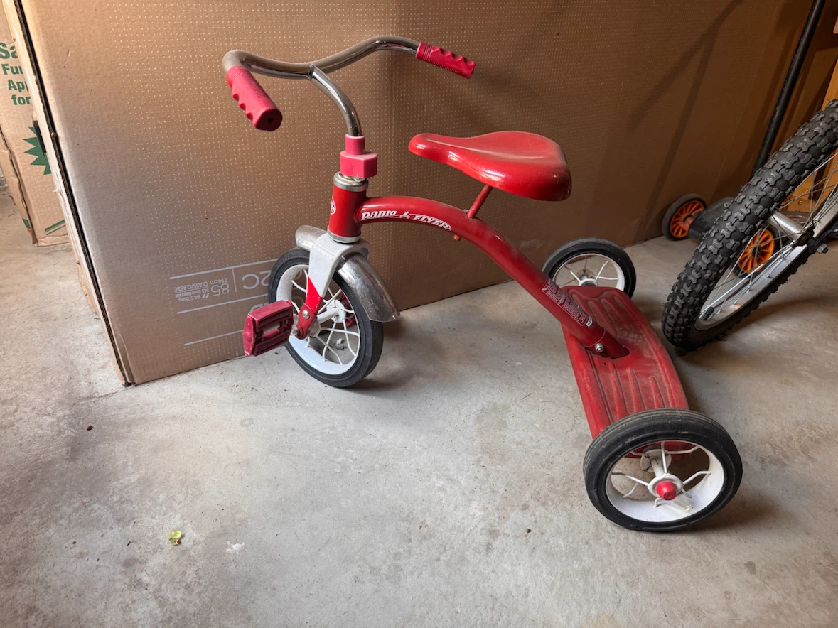 Radio Flyer Red Tricycle