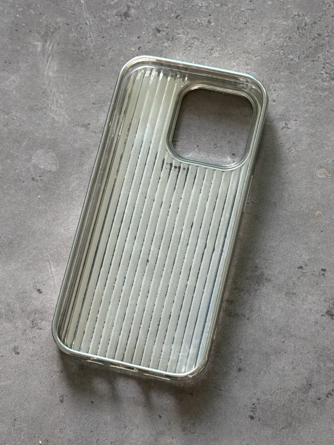 iPhone 14 Pro Case - photo 2