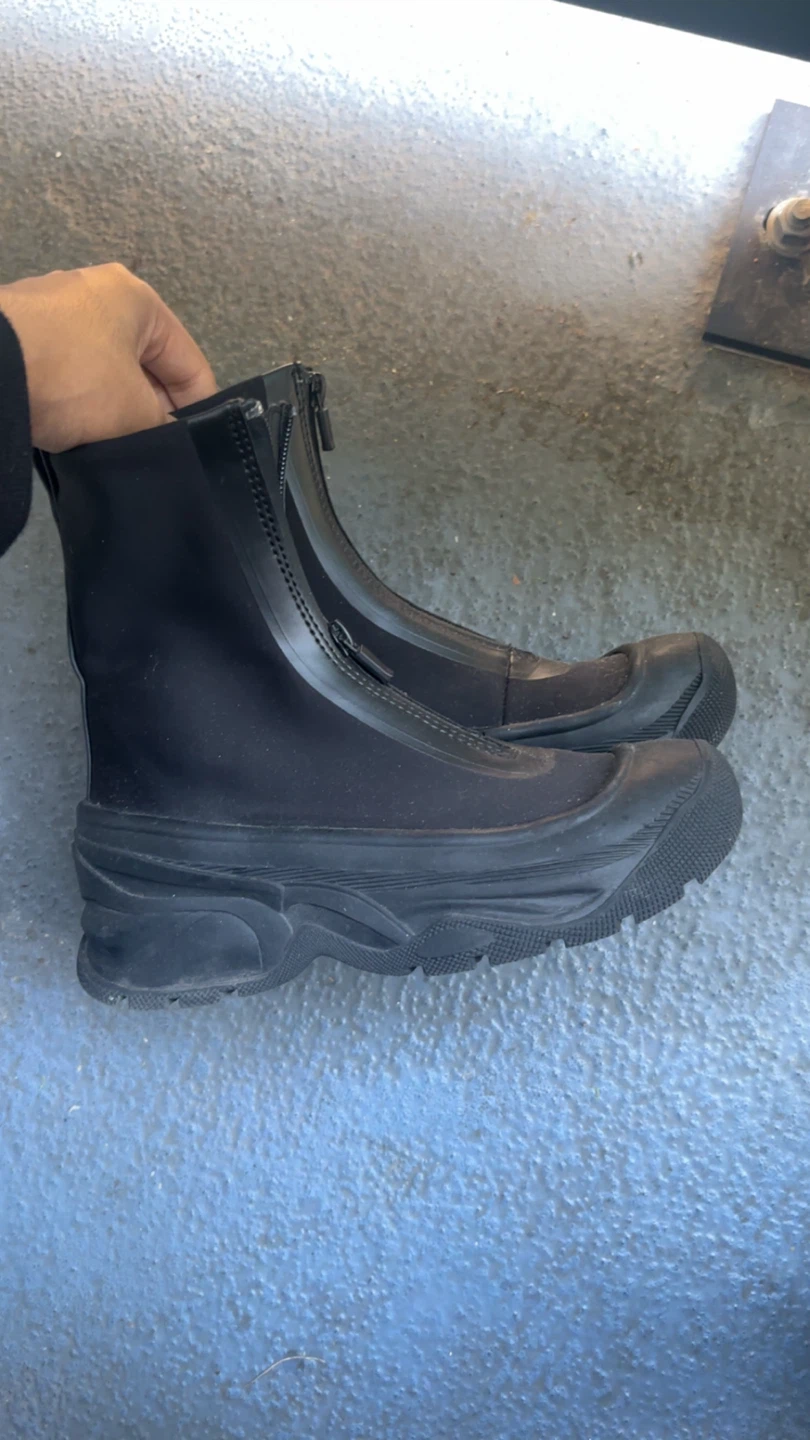 Make an offer Size 35