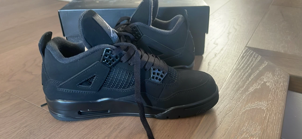 Air Jordan 4 Retro Black/Black-Lt Graphite - photo 2