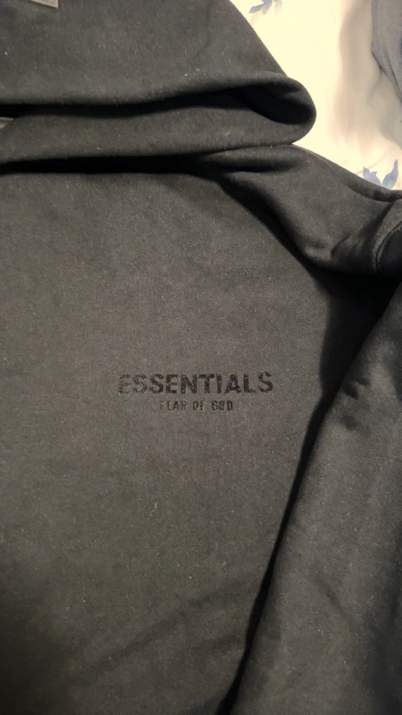 Essentials - photo 2