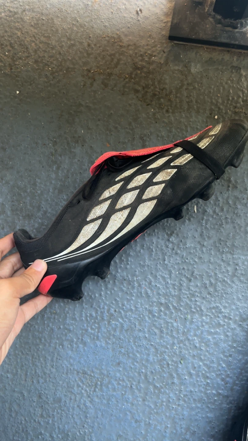 Make an offer Soccer Cleats Size -10 - photo 2