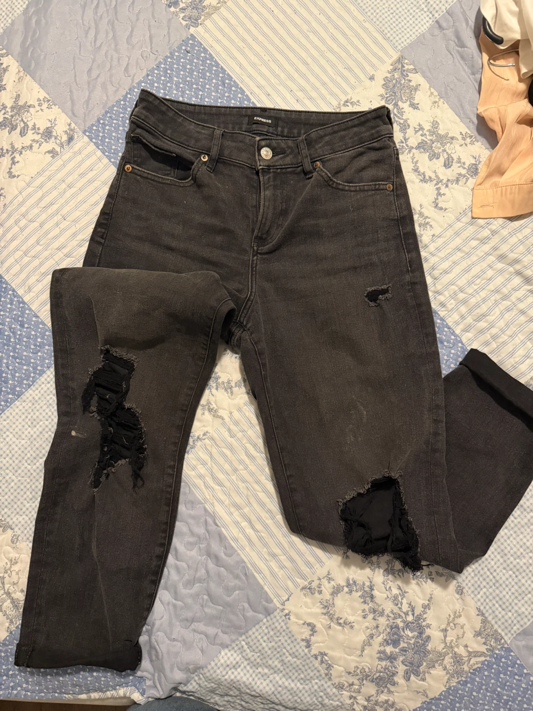 Express Black Distressed Jeans - photo 2