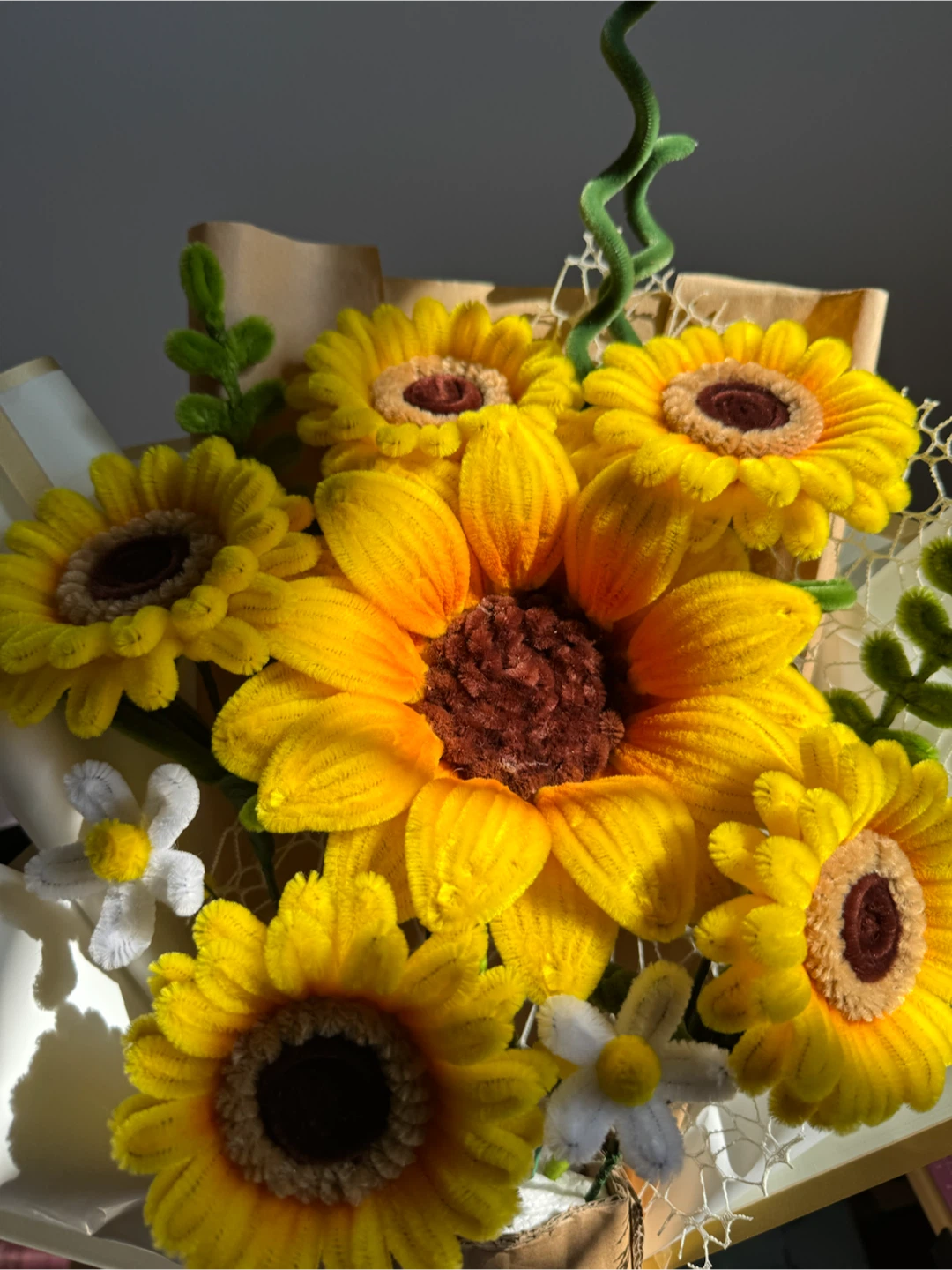 Handmade Pipe Cleaner Sunflower Bouquet - photo 2