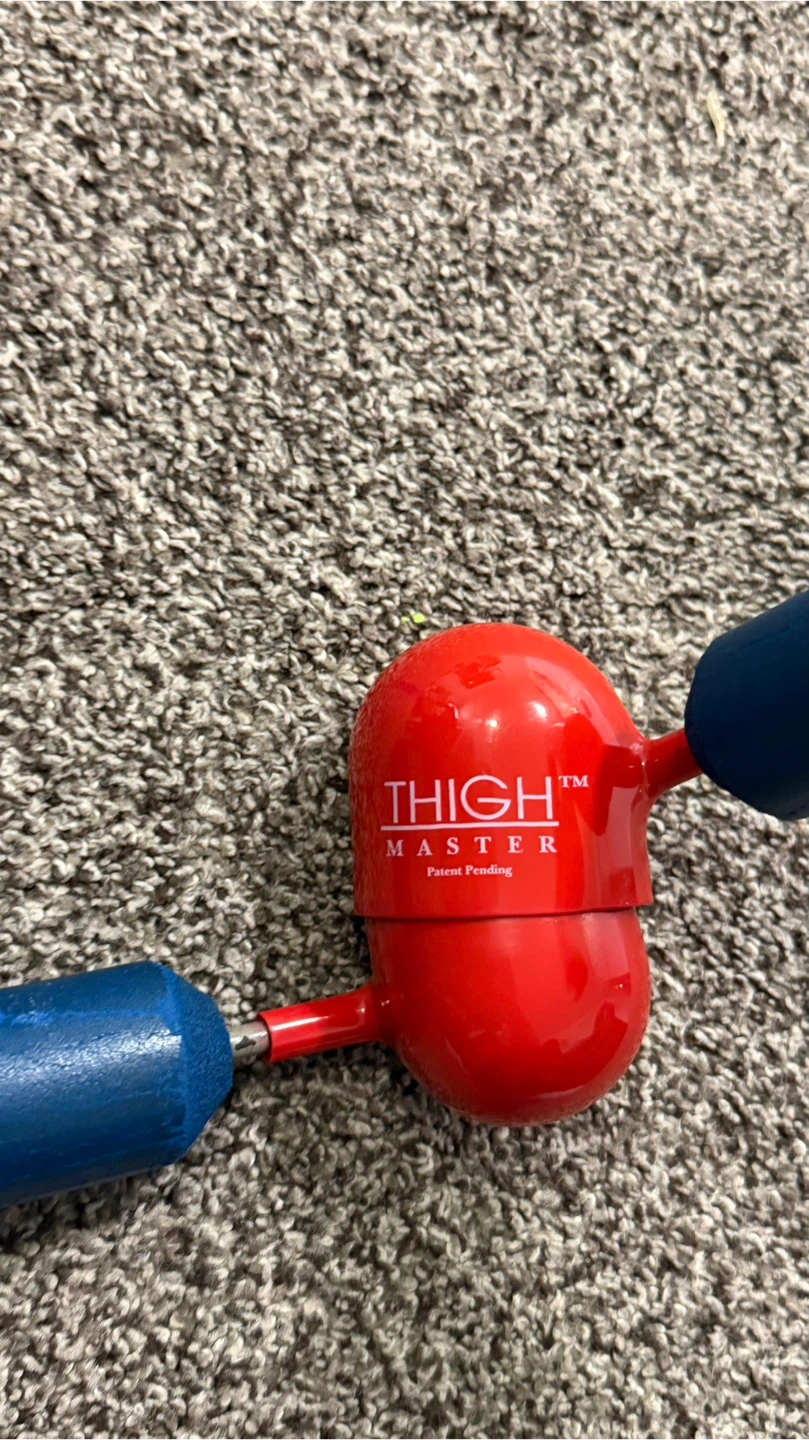 Thigh Master exercise tool - photo 2
