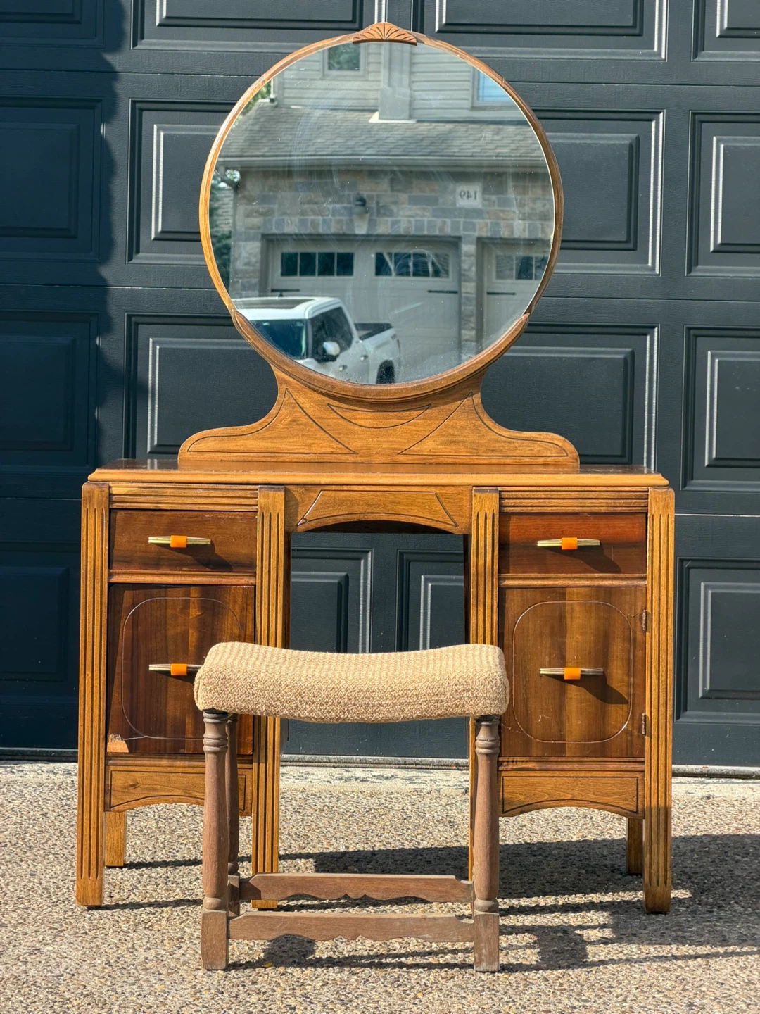 Vintage Art Deco Vanity - photo 2