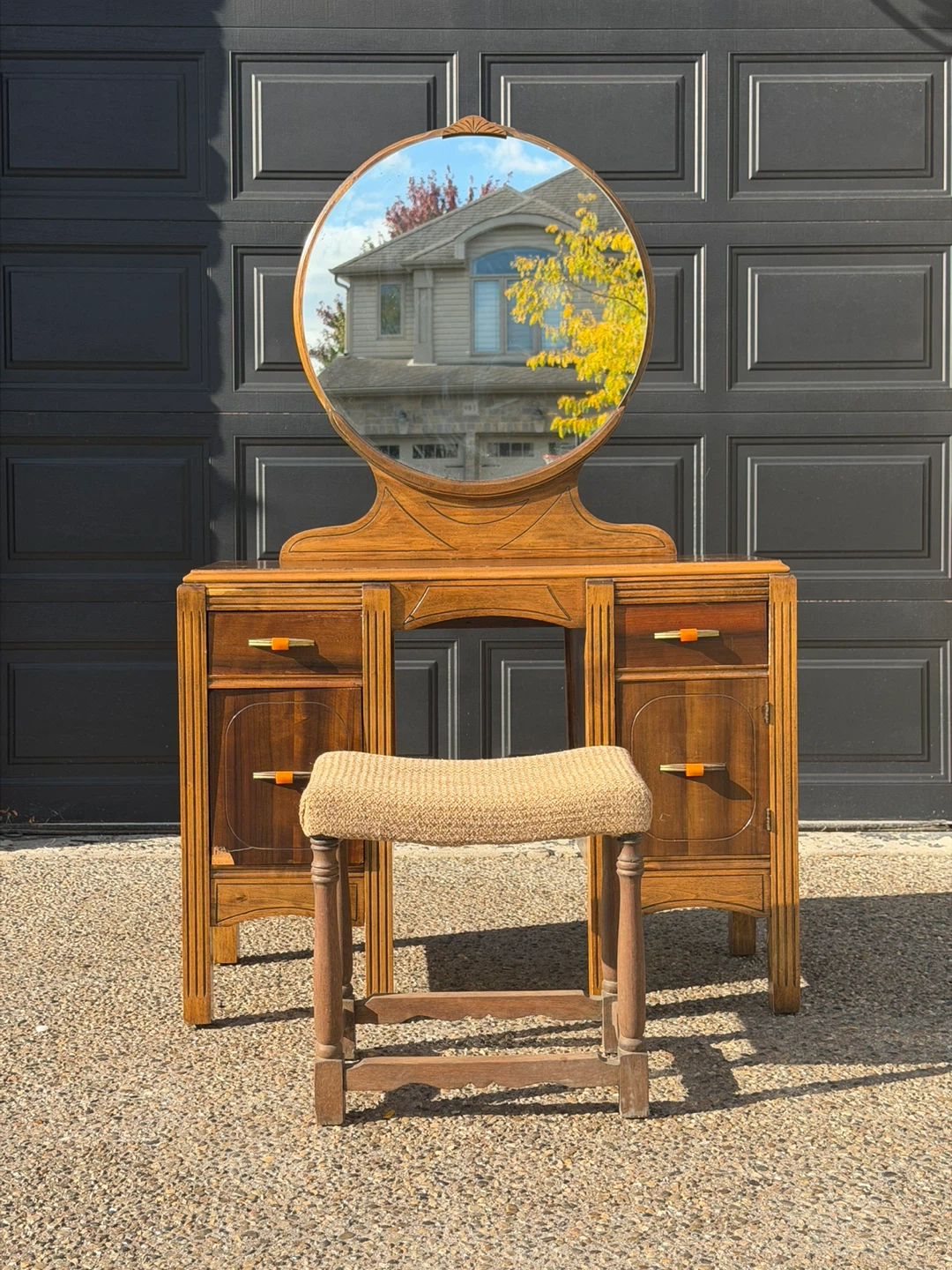 Vintage Art Deco Vanity - photo 3
