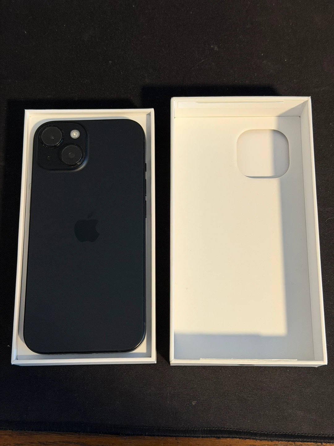 iPhone 15 – 128GB – Black – Unlocked – AppleCare+ until Feb 2027 - photo 4