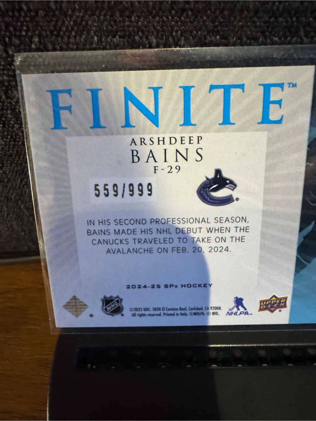 Vancouver Canucks 24-25 SPx Finite Silver Arshdeep Bains /999 RC - photo 3