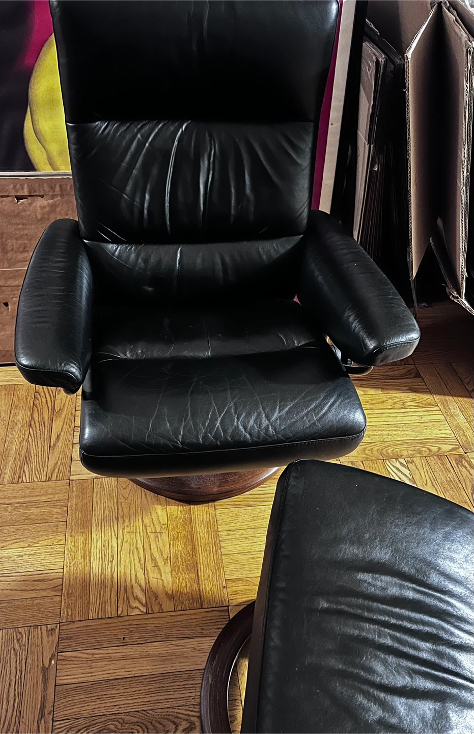 Ekornes Stressless Recliner with Ottoman - photo 5