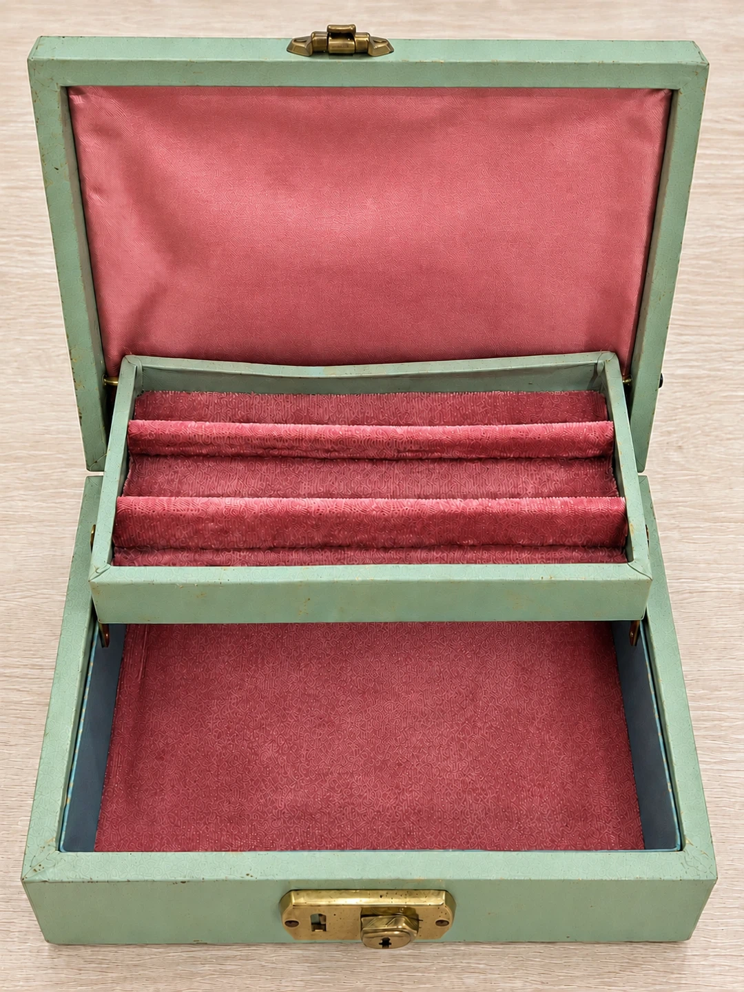 Vintage Mint Green Jewellery Box - photo 2