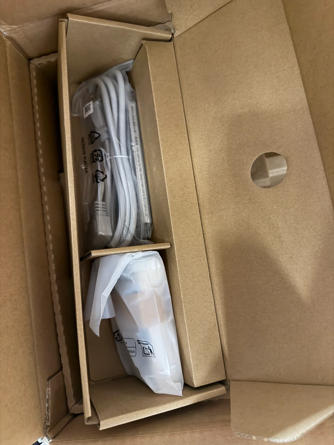 BNIB!  Roborock QX Revo Robot Vacuum & Mop - photo 5
