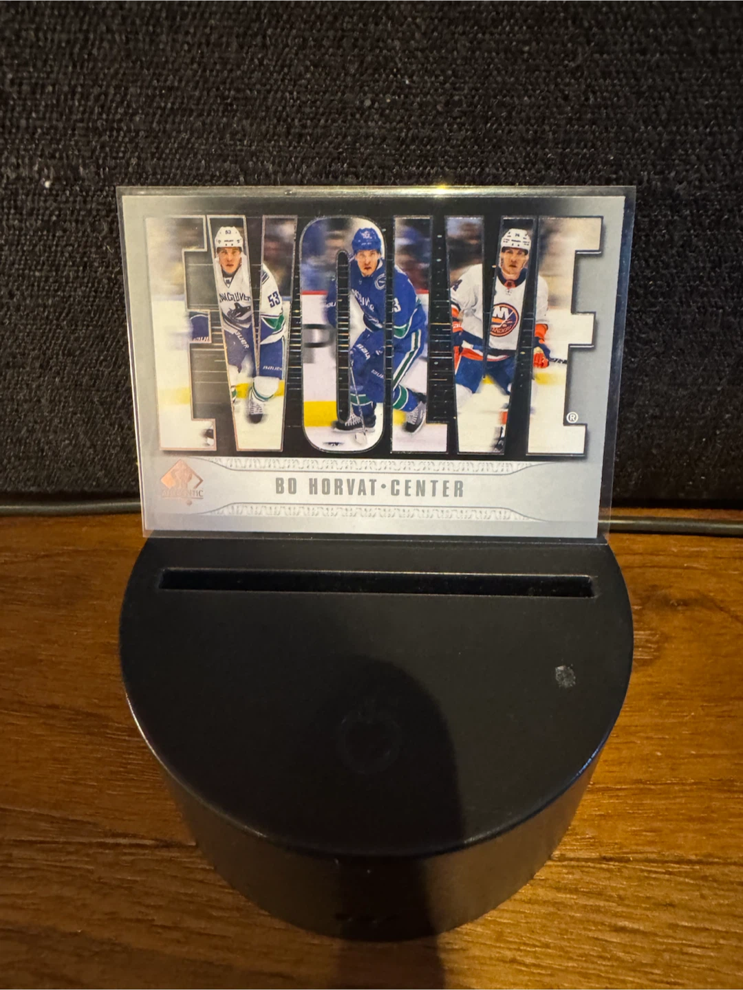 Vancouver Canucks 2023-24 SP Authentic #E-19 Bo Horvat Evolve