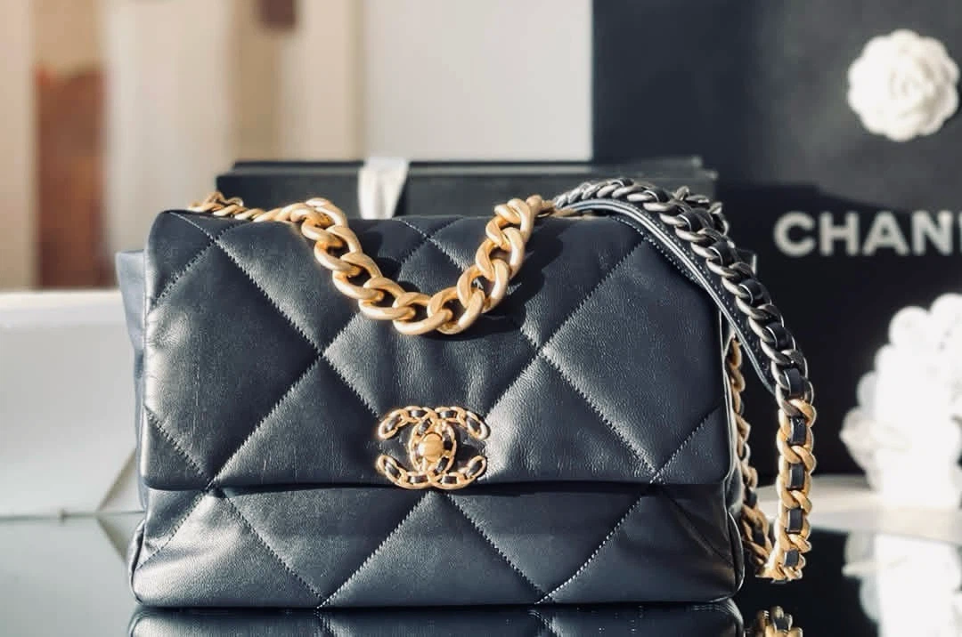Chanel 19 Handbag Black