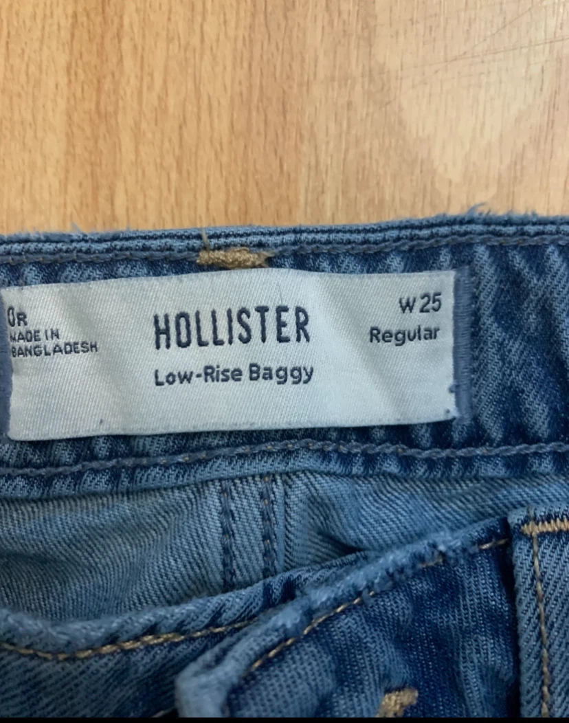 Low waisted baggy hollister jeans - photo 3