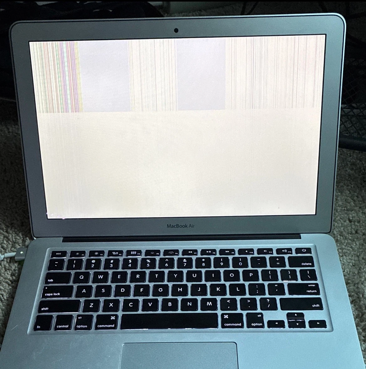 Apple MacBook Air 13-inch 2017