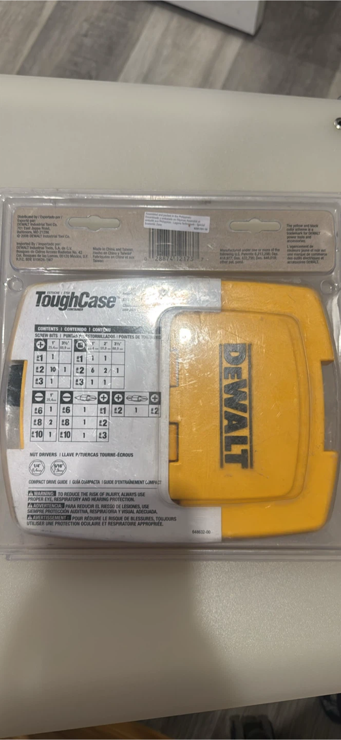 DEWALT 37-Piece Screwdriving Set ToughCase - photo 2