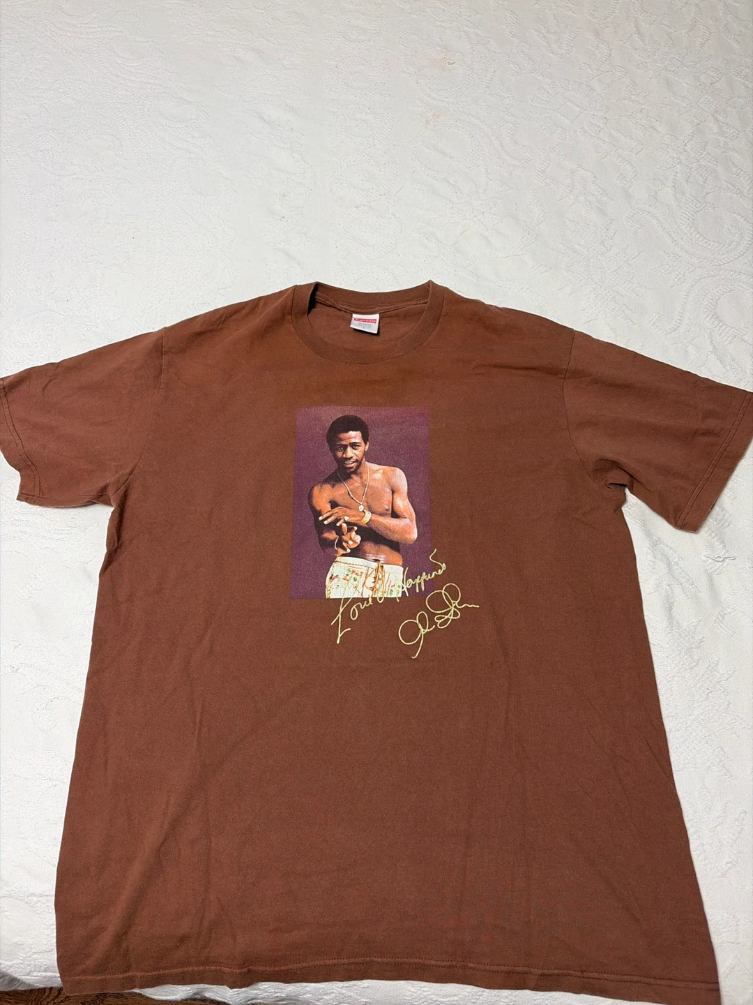 Supreme t real