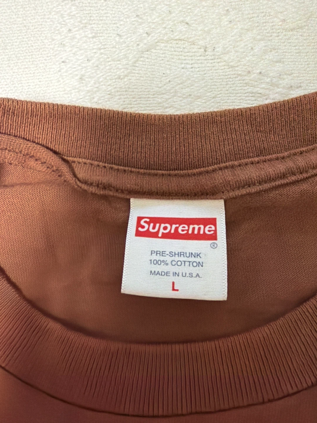 Supreme t real - photo 2