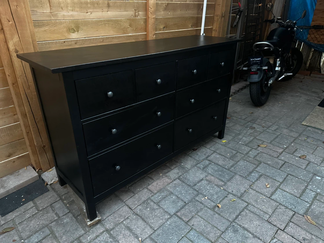 8‑Drawer Black Dresser — Solid Natural Wood, Great Condition - photo 3