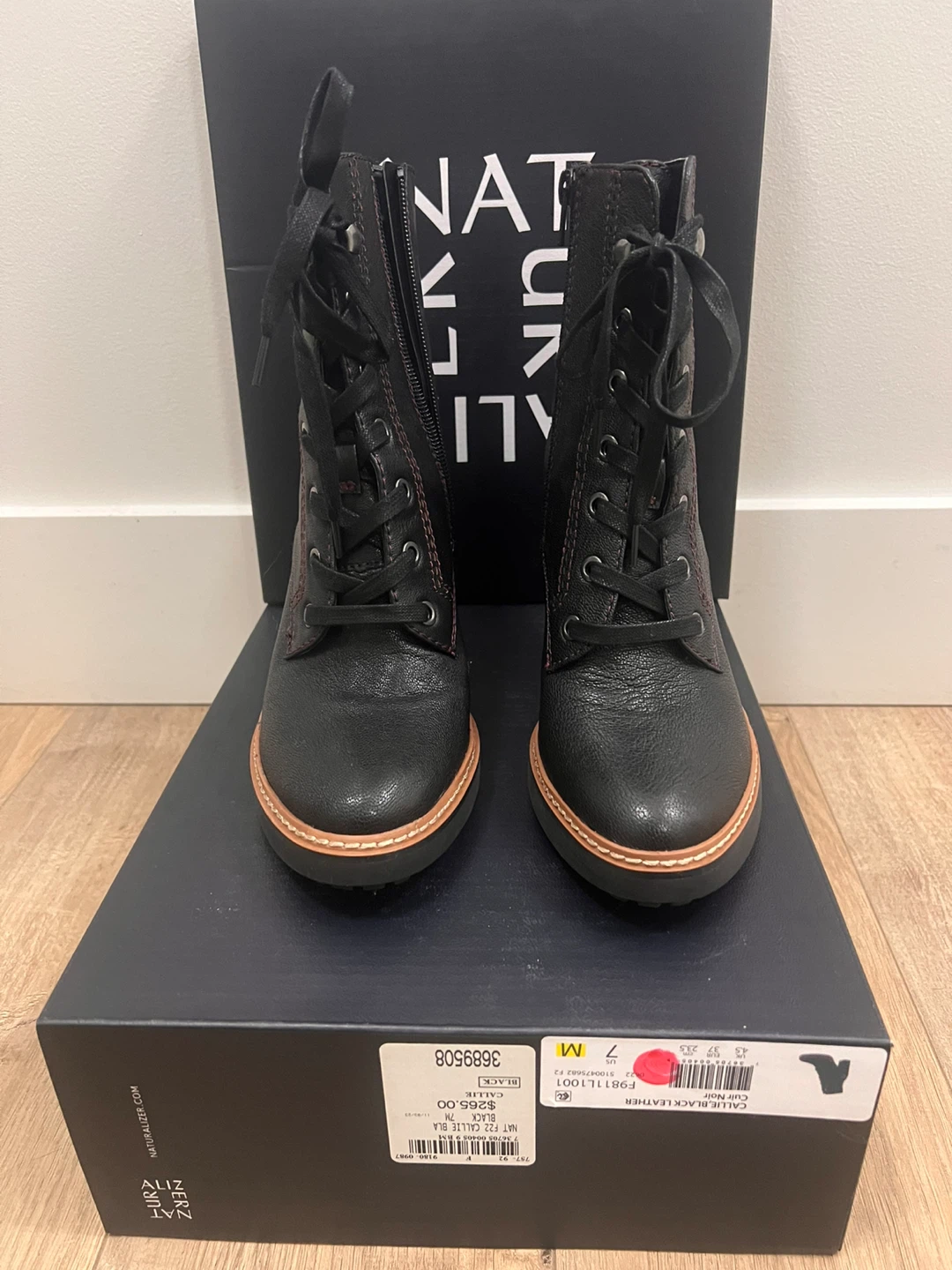 Naturalizer Callie Boots, Size 7 - photo 2