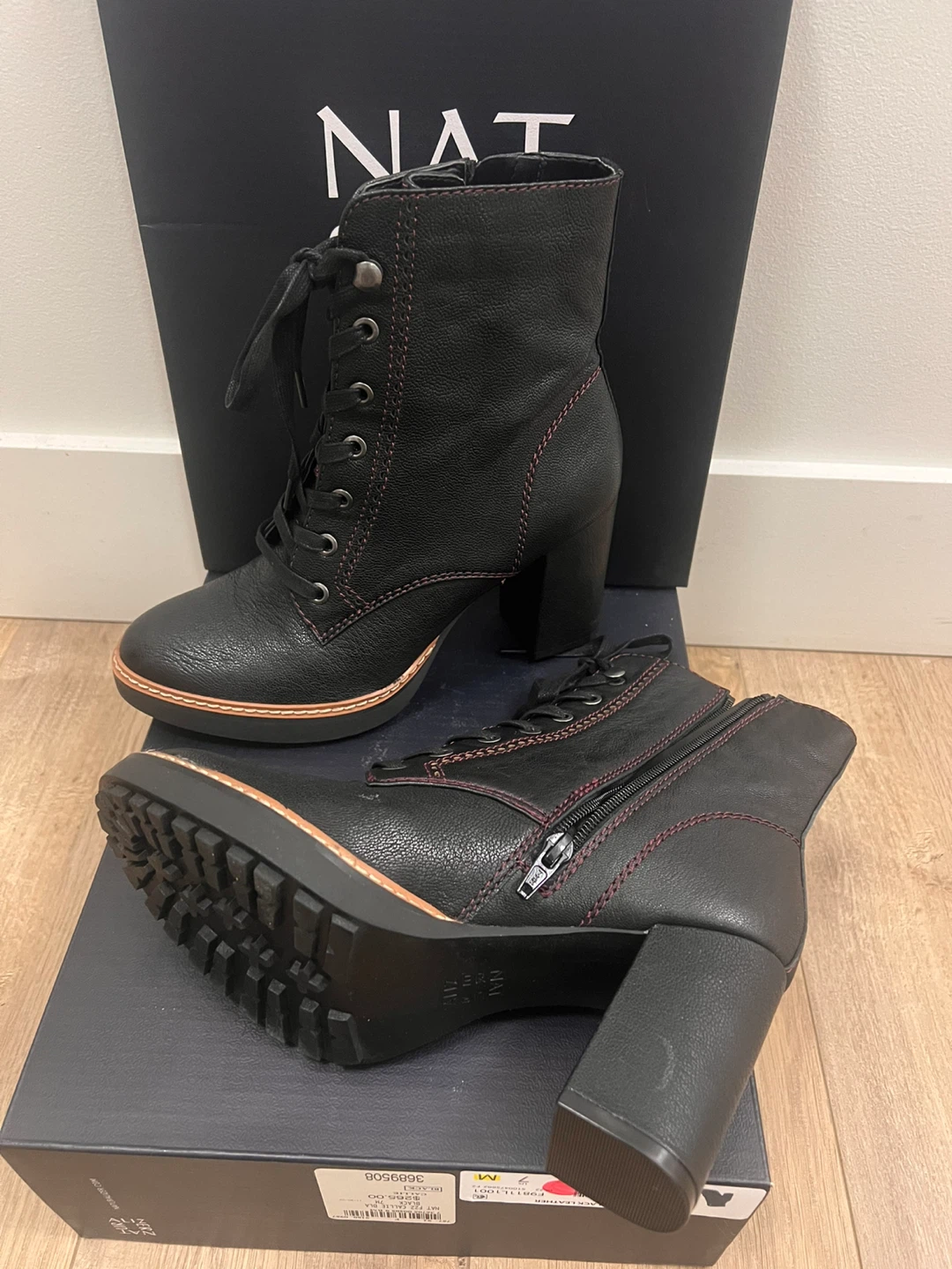 Naturalizer Callie Boots, Size 7 - photo 3