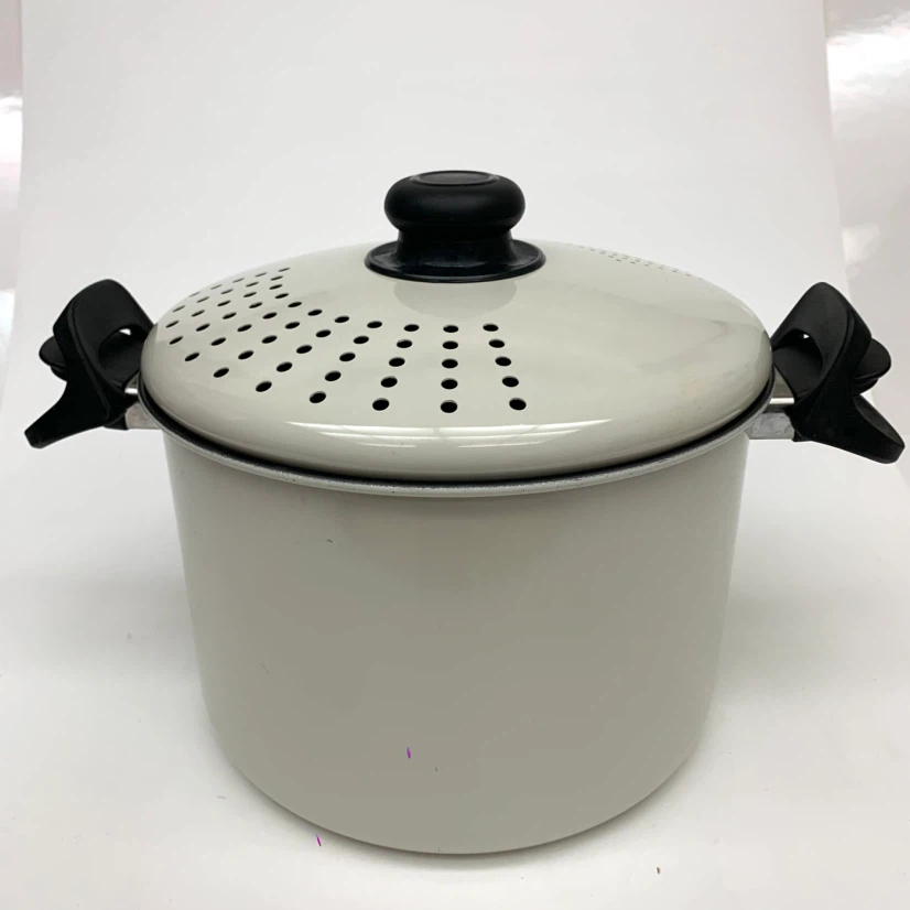Cream Straining Pasta Pot