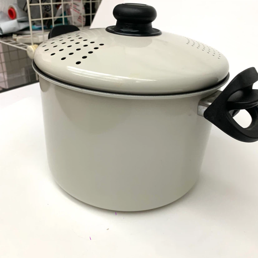 Cream Straining Pasta Pot - photo 3