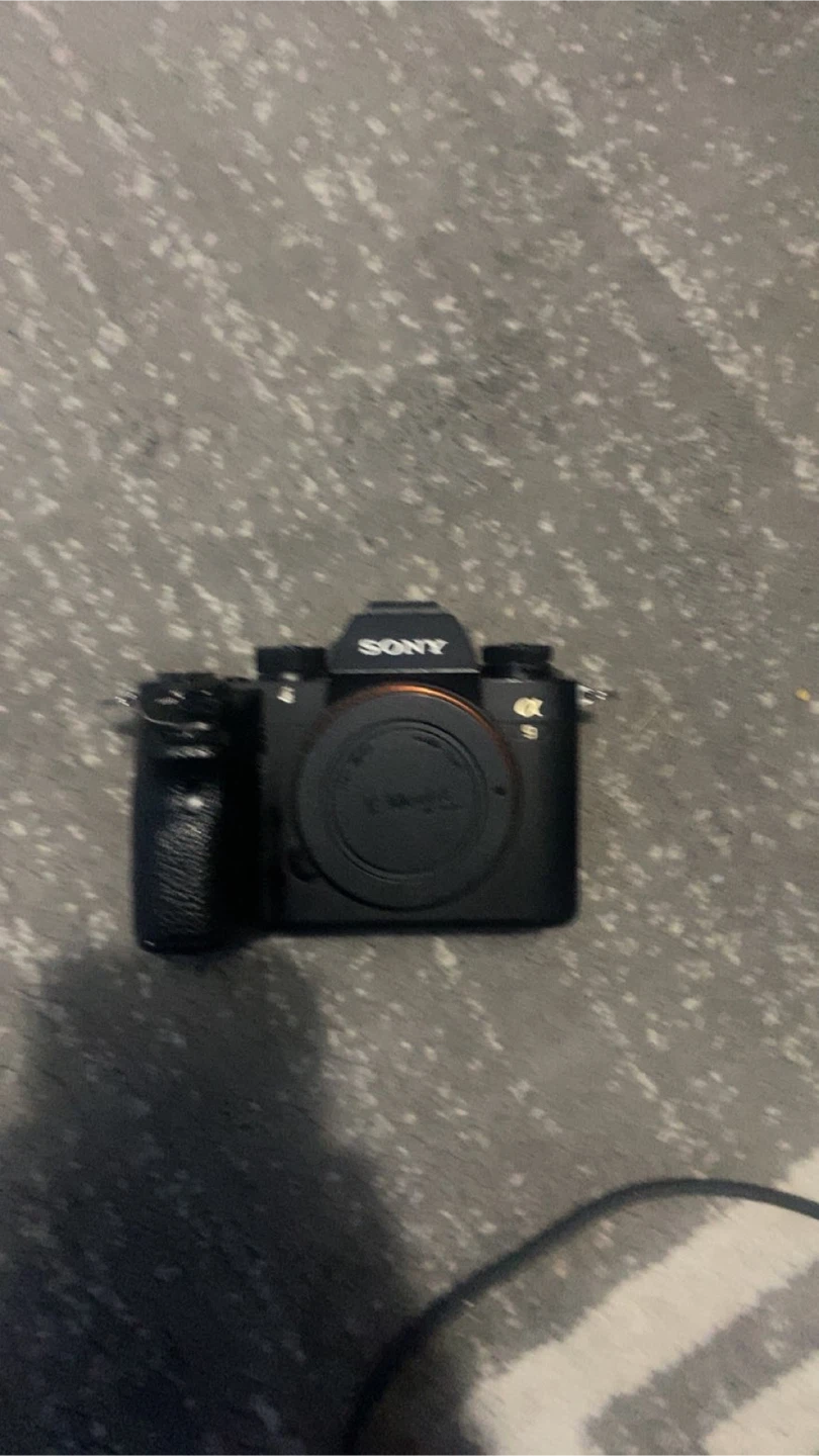 Sony Alpha 9 Mirrorless Camera Body - photo 3