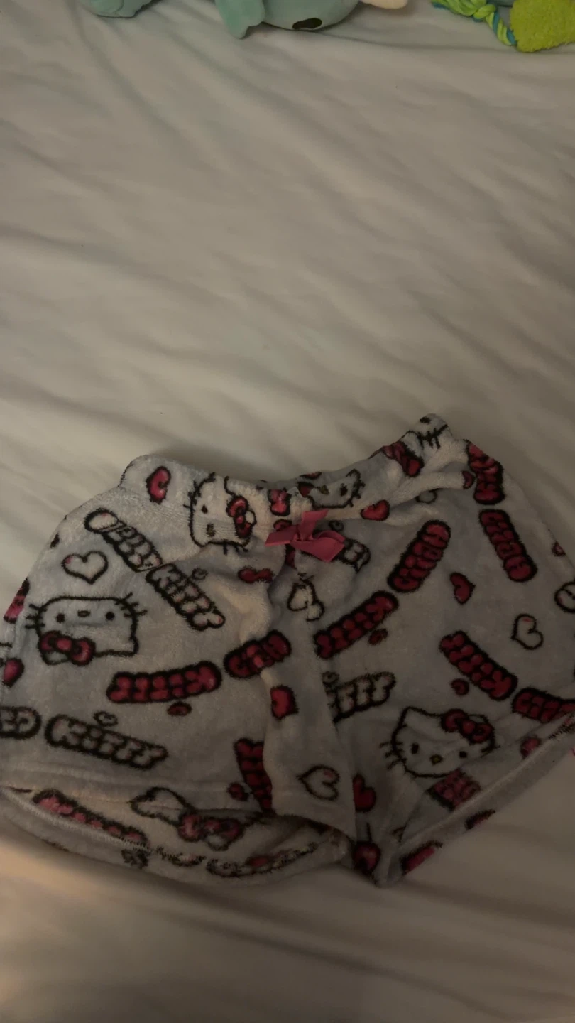Hello Kitty Clothes Size Small/Medium - photo 2