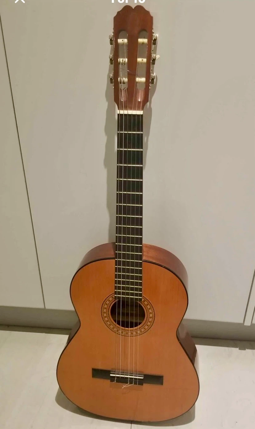 Admira Classical Guitar - photo 2