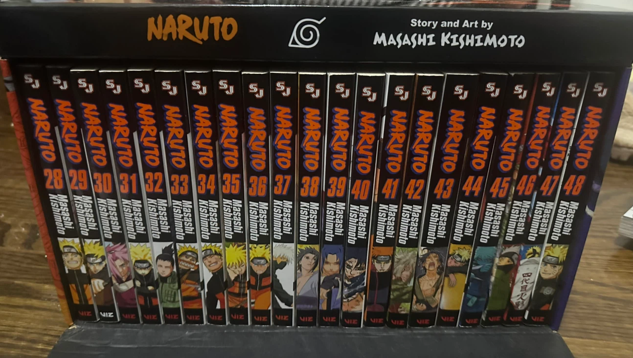 Naruto Manga Box Set 2 (Volumes 28-48)