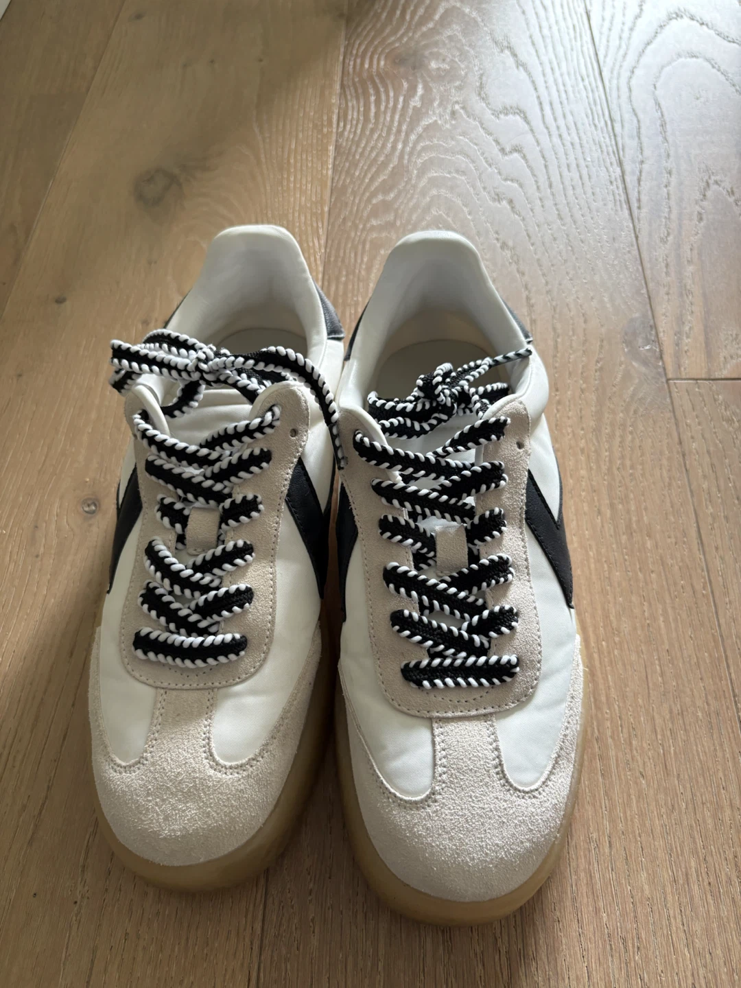 ALDO White and Black Sneakers - photo 2