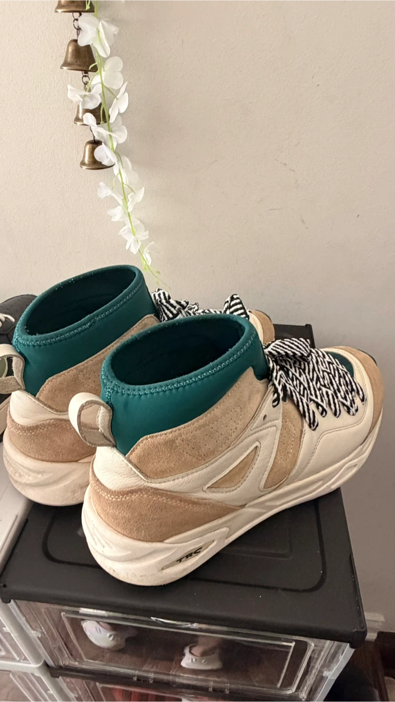 2500$ worth Sneakers with Storage Boxes - photo 2
