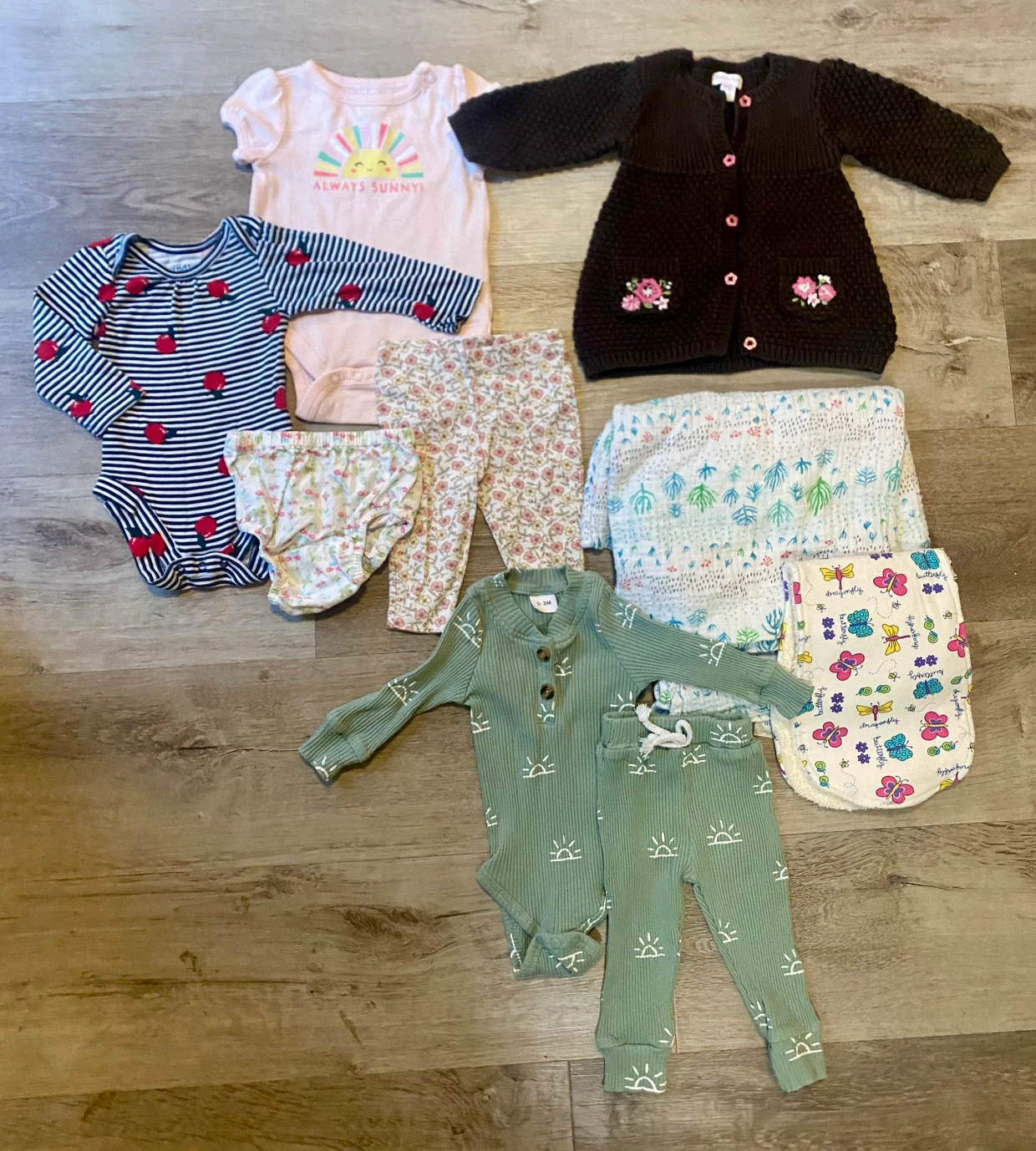 0-3 month girls clothing bundle
