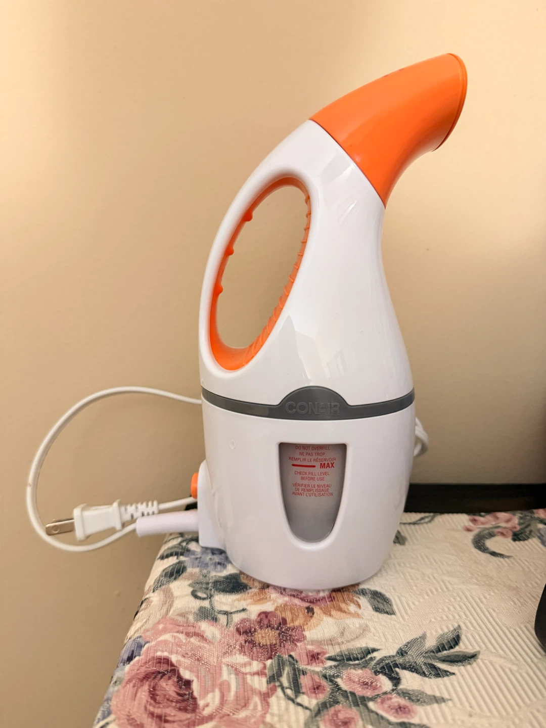Conair Fabric Garment Steamer – Excellent Condition - photo 3