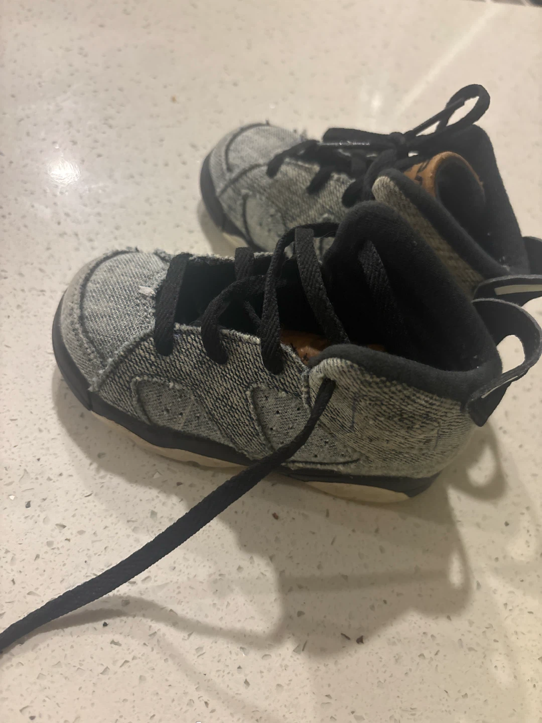 Jordan Toddler Shoes size 7c used - photo 4