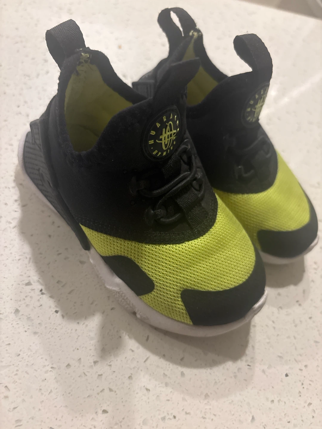 Nike Huarache Toddler Shoes Black/Neon Yellow - photo 2