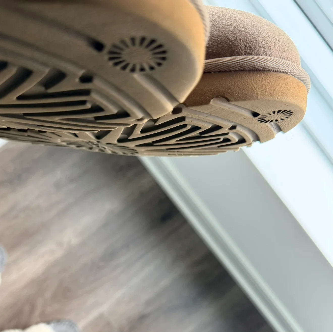 UGG Classic Mini Boots - Tan