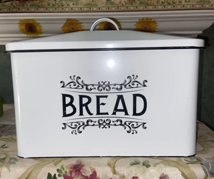 Vintage Style Metal Bread Box