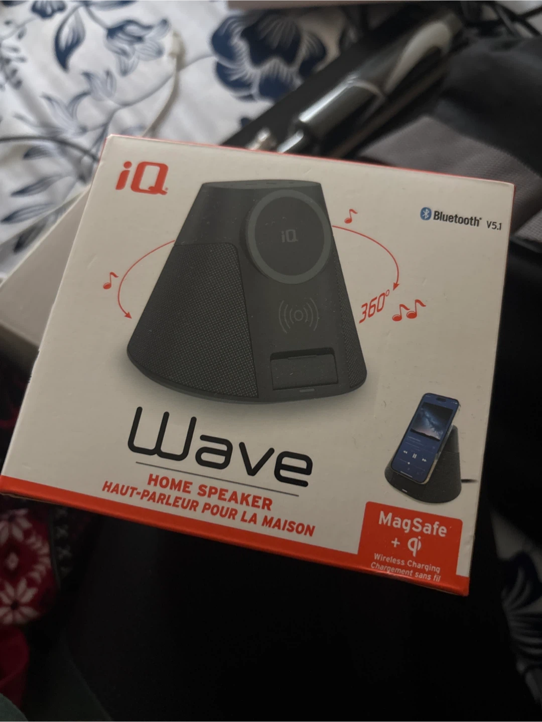 iQ Wave Home Speaker with Wireless Charging