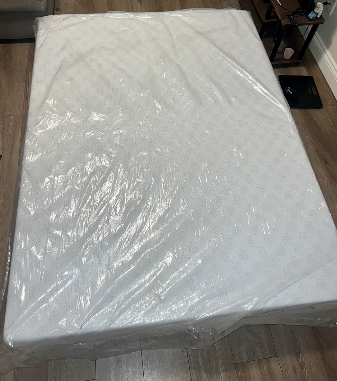 Mattress - Queen size 10” - photo 3