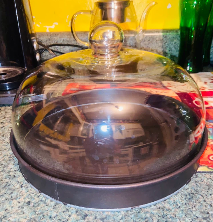 Glass Cake Lid with Metal Base