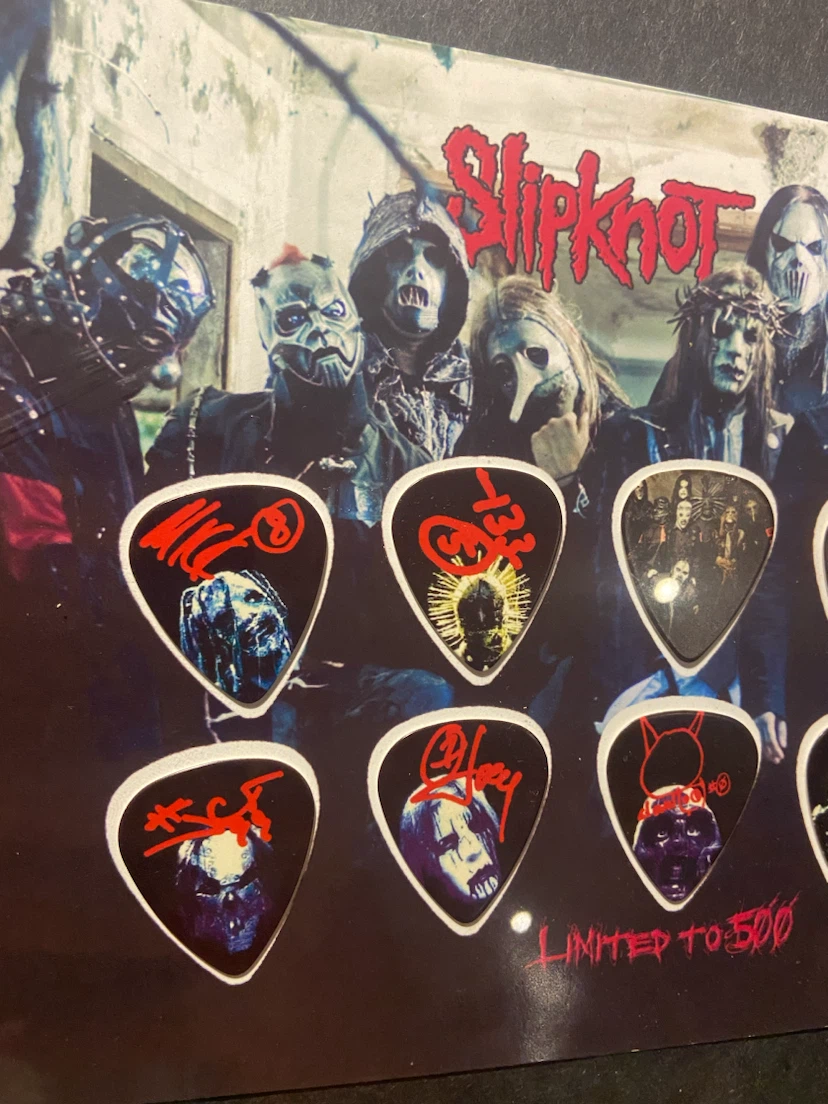 Slipknot Limited Edition Guitar Pick Display - photo 3