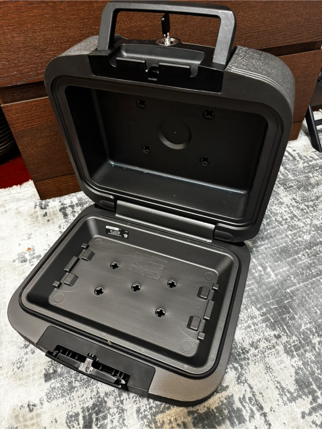 Fire-Resistant Security Chest - photo 2