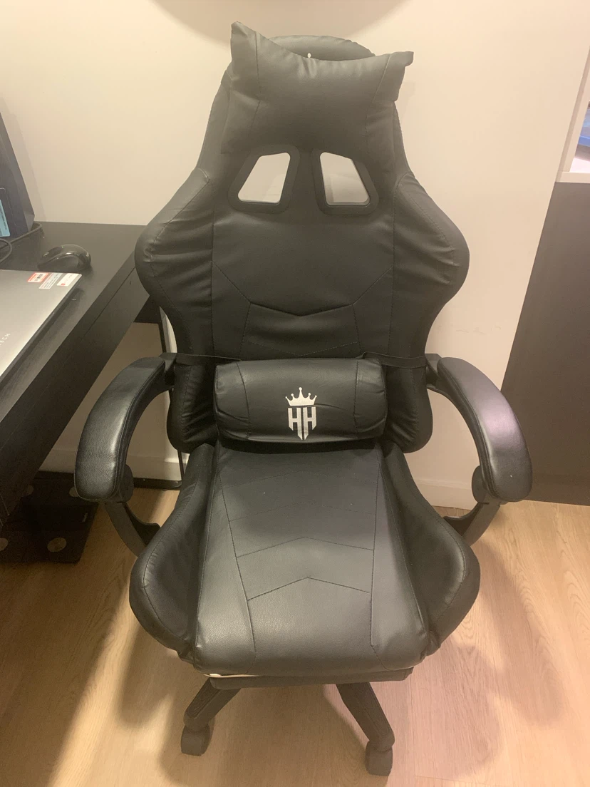 Black Gaming Chair